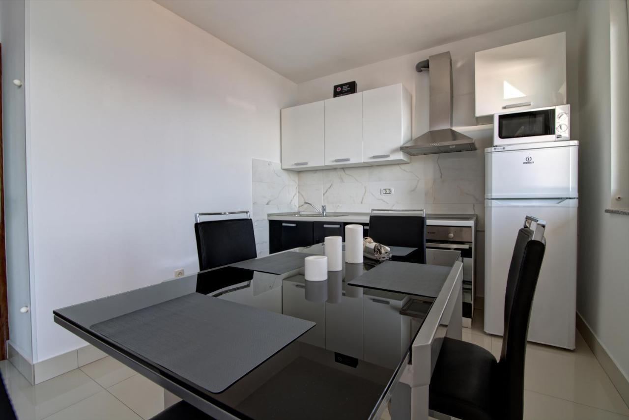 Apartments Maris Senj 2 Luaran gambar