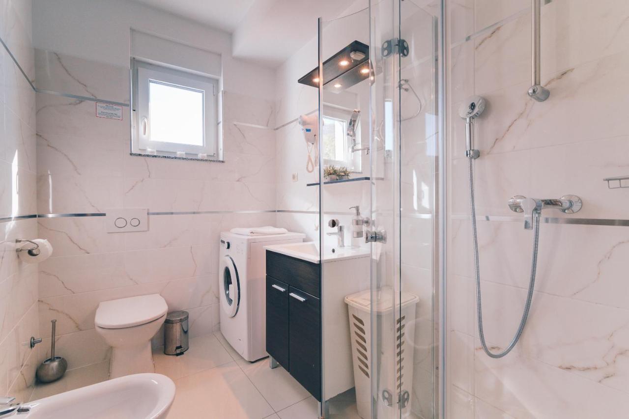 Apartments Maris Senj 2 Luaran gambar